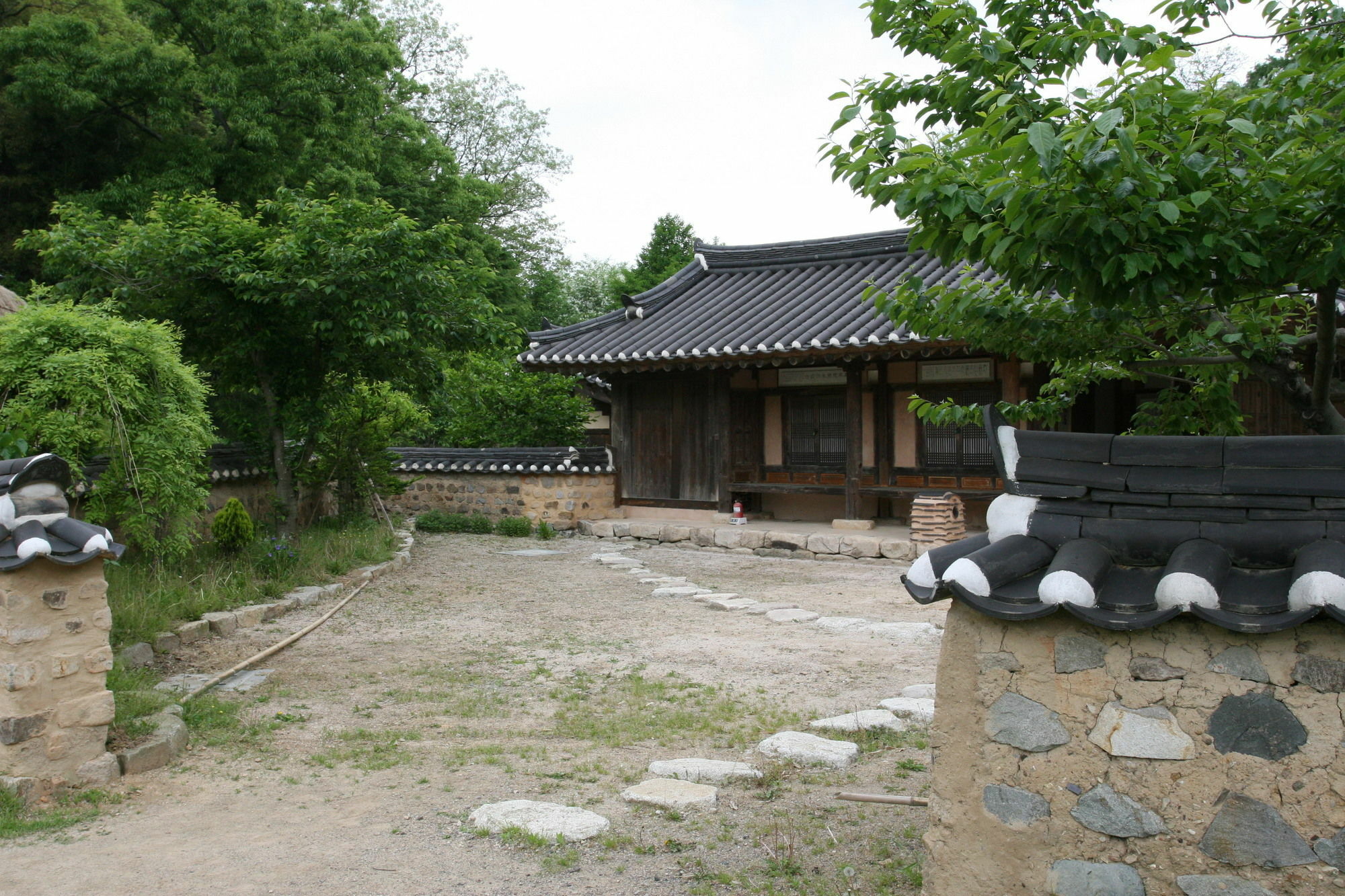 Samsan Traditional Hanok Guest House Gyeongju Exterior photo