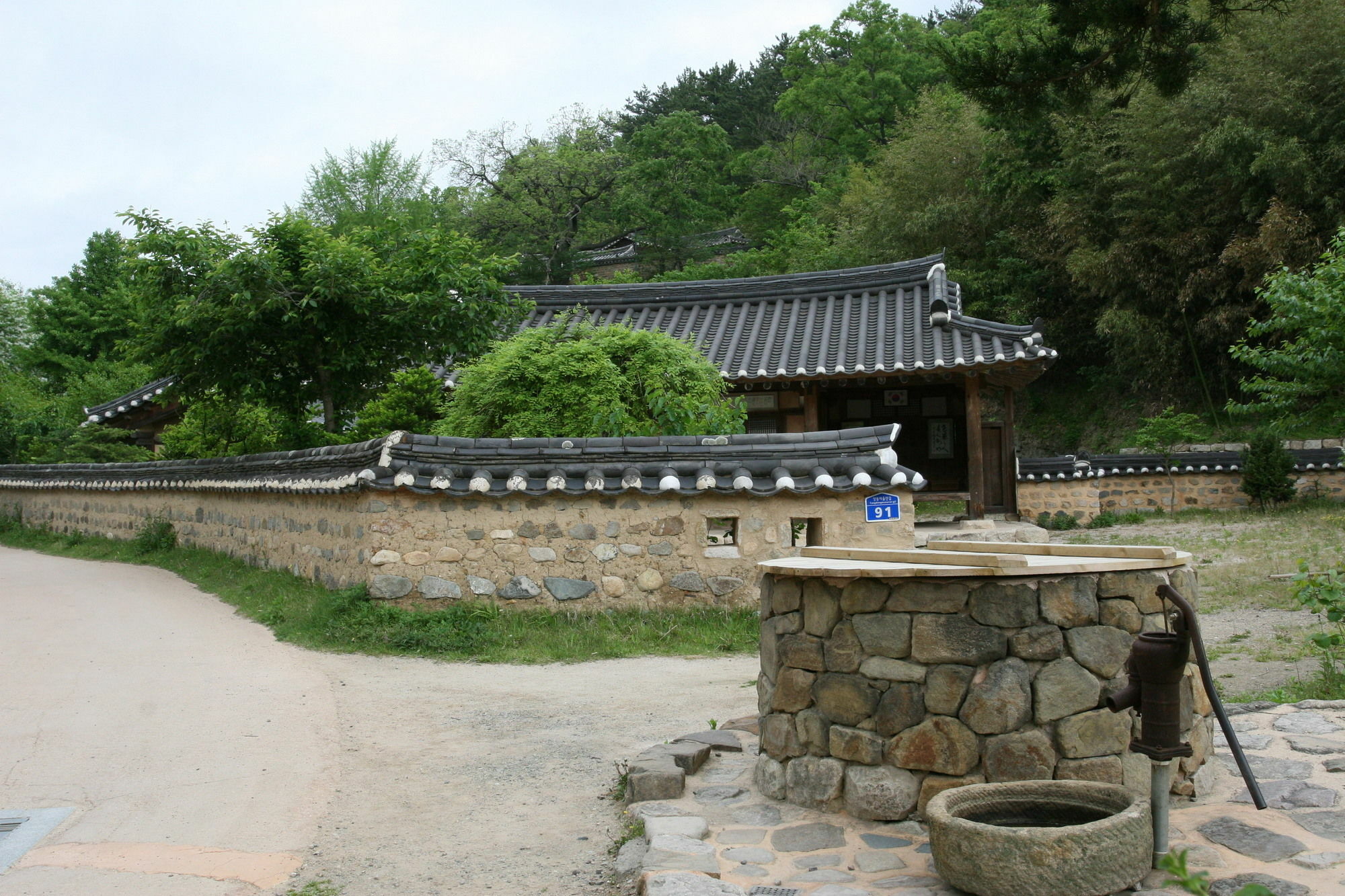 Samsan Traditional Hanok Guest House Gyeongju Exterior photo