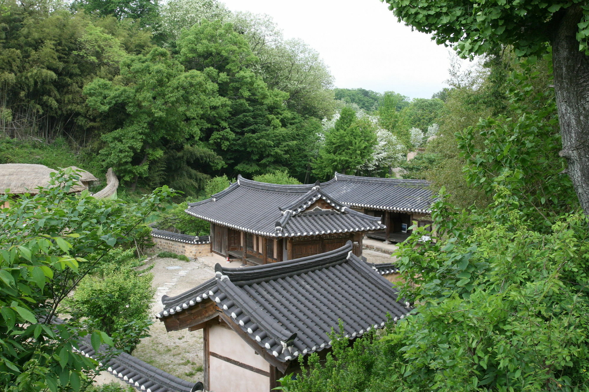 Samsan Traditional Hanok Guest House Gyeongju Exterior photo